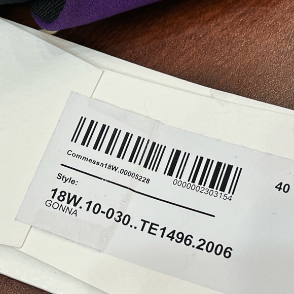 NWT Gorgeous Italian Silk Blend Crepe Skirt with Bubble Flounce. - Picture 9 of 9